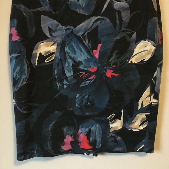 Tropical Floral Paradise High Waist Cotton Pencil Skirt - Picture 6 of 16